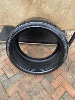 Vredestein 275 30 20  Used Tire