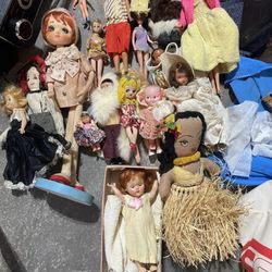 Huge Lot Of Vintage Dolls. Late 1960’s 