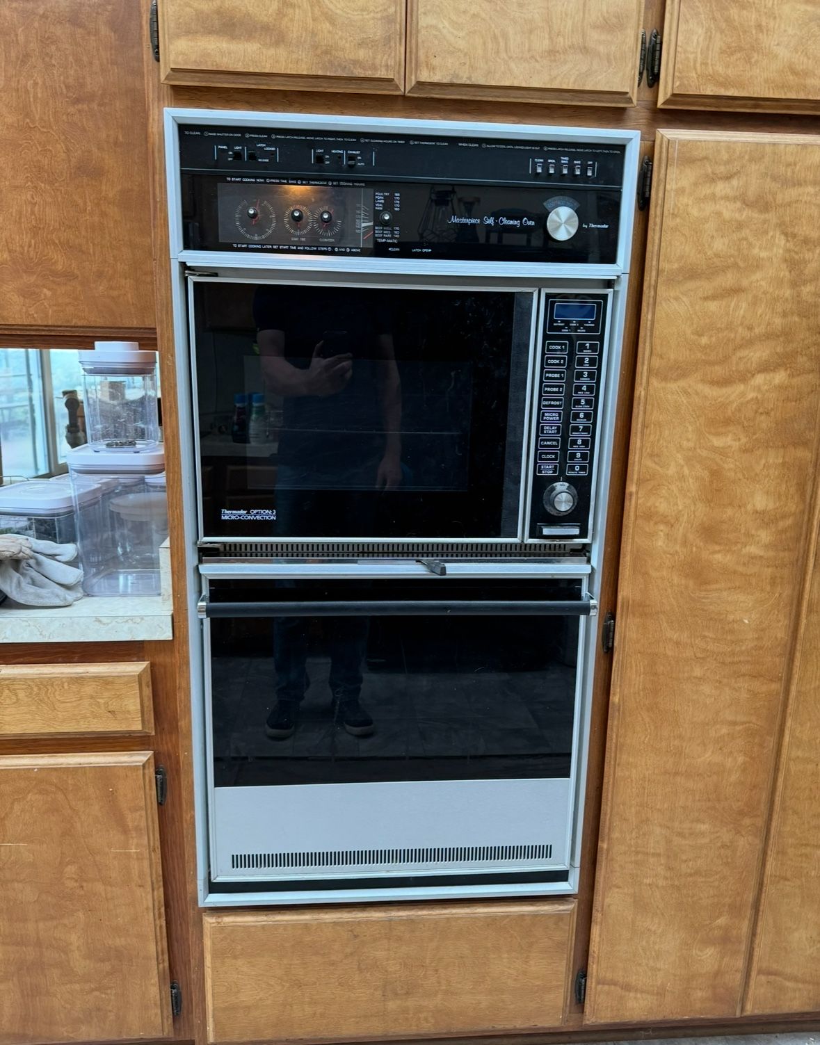 THERMADOR oven - microwave- convection oven