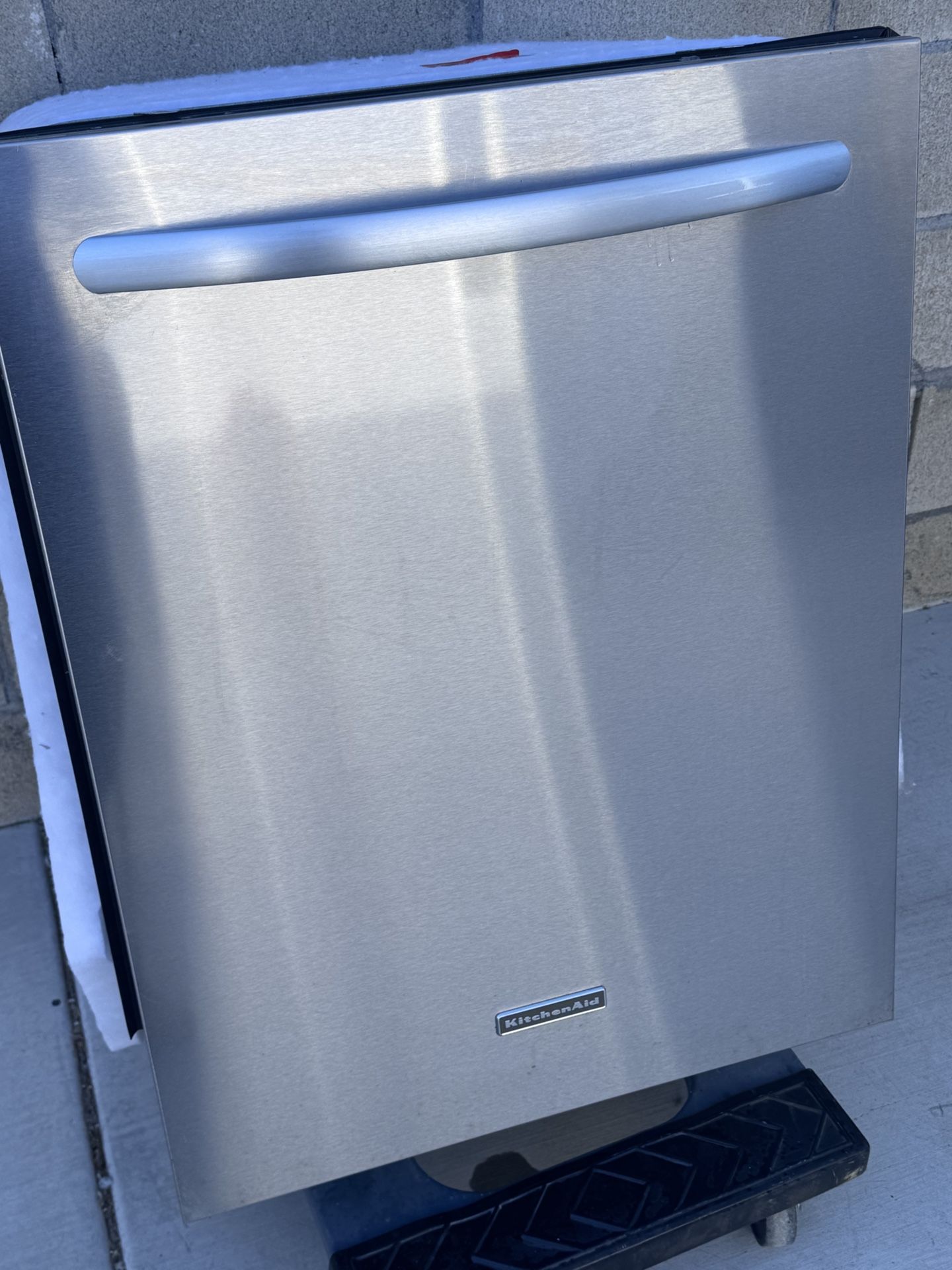 Kitchen aid Dishwasher
