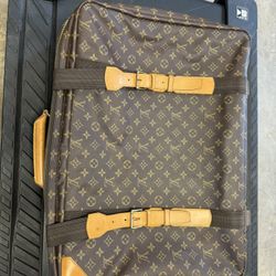 Louis Vuitton Luggage 