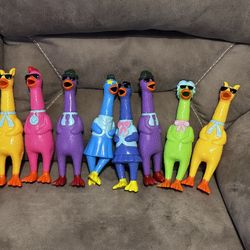 Rubber Chicken Dog Toy.  Large Squeaky Screaming Chicken Dog.  Rubber Squeeze Squeaky Prank Noise Maker Chew Toy for Pets