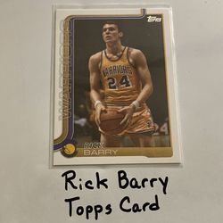 Rick Barry Golden State Warriors Hall of Fame Forward Topps Card. 