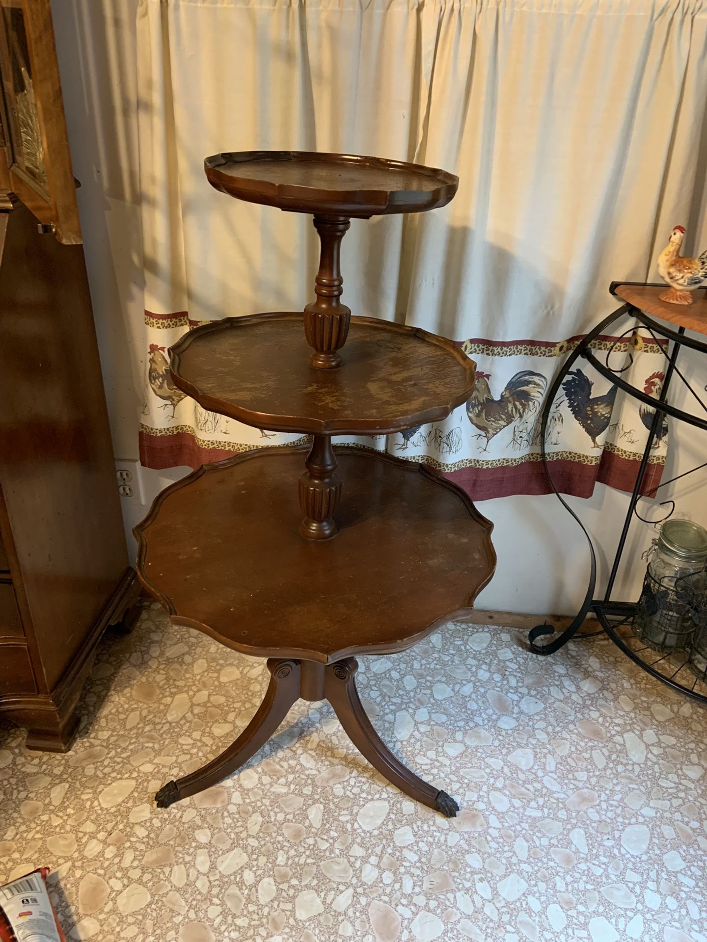 3 Tiered Table