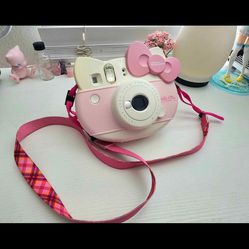 Instax mini HELLO KITTY Pink Instant Camera With CASE 