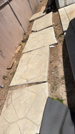 Free concrete slabs