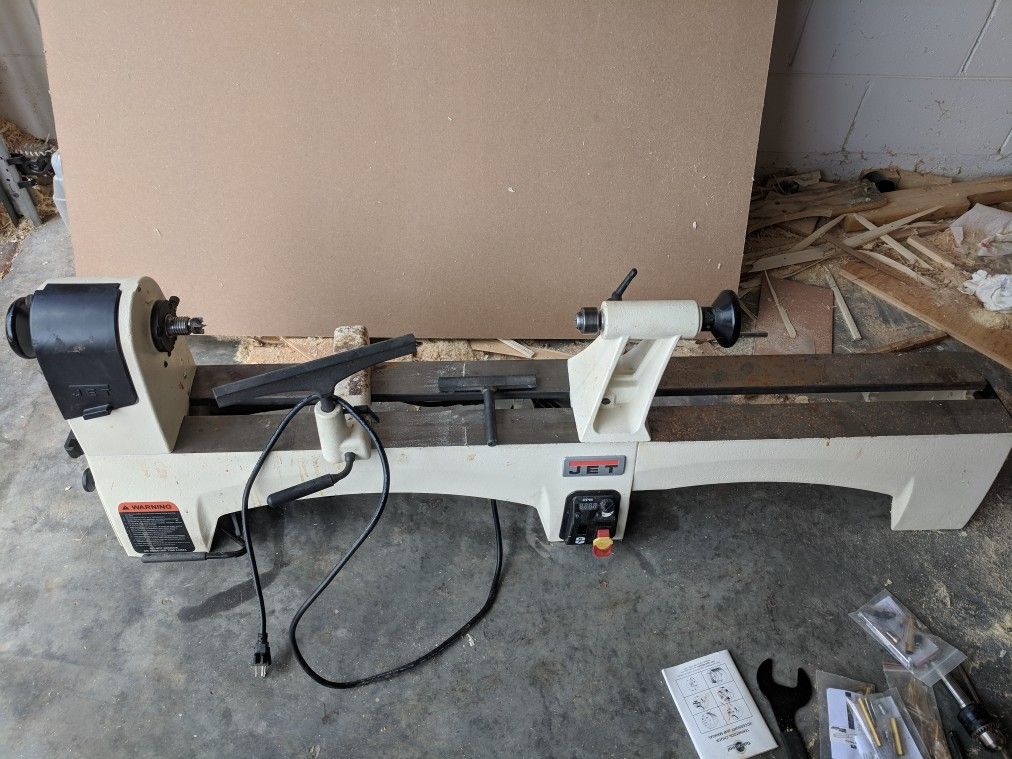 Jet 1221VS Lathe w/ Bed Extension & Chisels