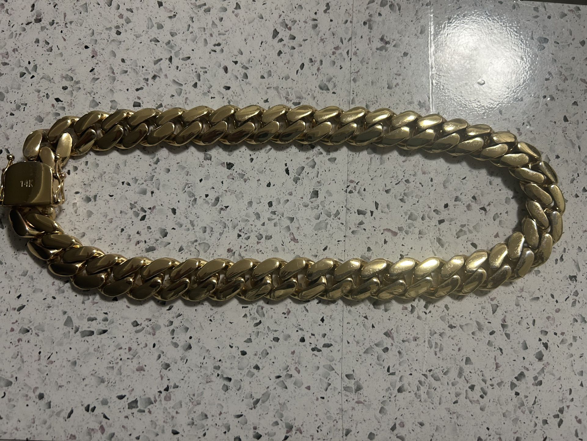 gold chain hollow