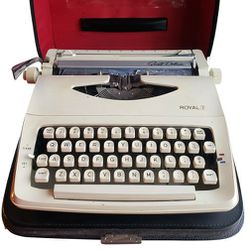 Mid-Century  Typewriter W Case
Royal Quiet Deluxe Portable Typewriter, 
DIMENSIONS 14ʺW × 22ʺD × 5ʺH
