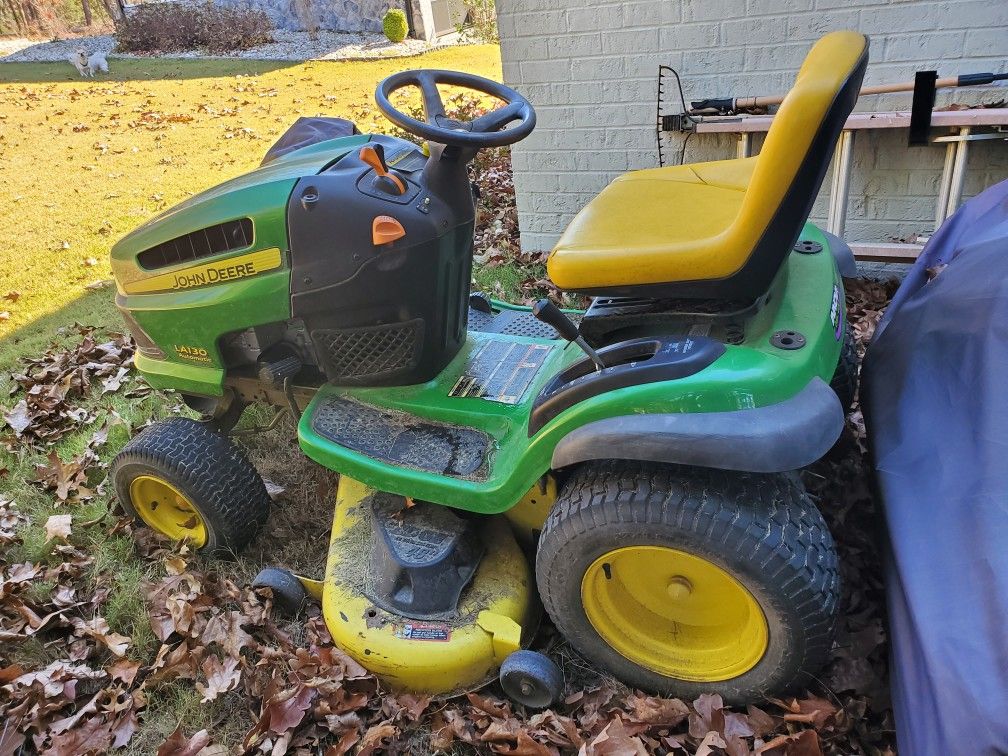 John Deere Mower