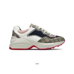 Size 39.5 Gucci Shoes