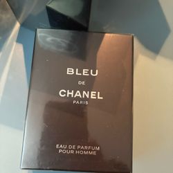 Bleu De Chanel Paris