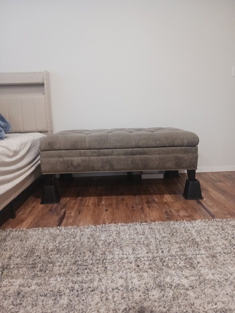 Large Opening Ottoman