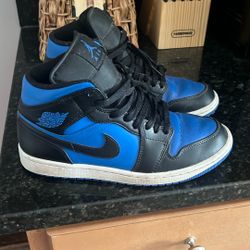 Size 8 Nike Air Jordan 1 Royal Blue And Black