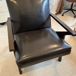 Black Leather Chair 