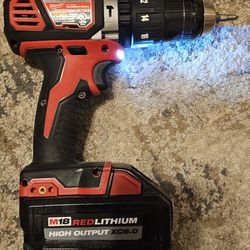 Milwaukee 2607-20 1/2'' 1,800 RPM 18V Lithium Ion Cordless Compact Hammer Drill / Driver