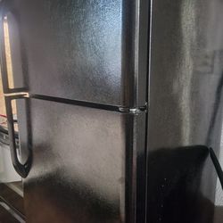 Black Frigidaire

Refrigerator 
