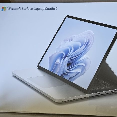 Surface Laptop Studio 2 - 13th Gen Intel Core i7, 16GB RAM, 512GB SSD, RTX 4050