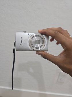 NEW Canon PowerShot ELPH 180 digital camera!