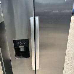 REFRIGERATOR WHIRLPOOL 36” Stainless Steel