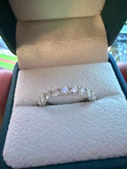 Brand new ring never used size 8