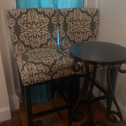 Stool Set With Table 