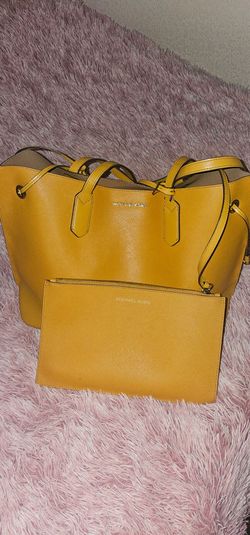 Michael kors.