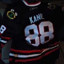Blackhawks Jersey And Bears 