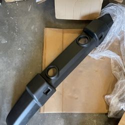 New 2007-2018 Jeep Wrangler Front Bumper  And Rear Passenger Fender Used $200