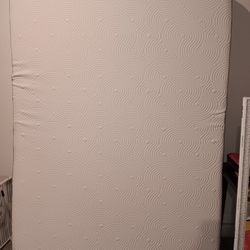 Queen Mattress Gel-Memory Foam, CLEAN, Always Wrapped in Vinyl