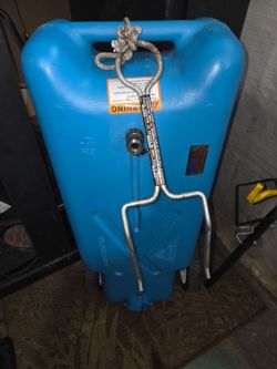 Portable Waste Tank- with wheels and handle