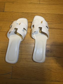 H Sandal Size 36
