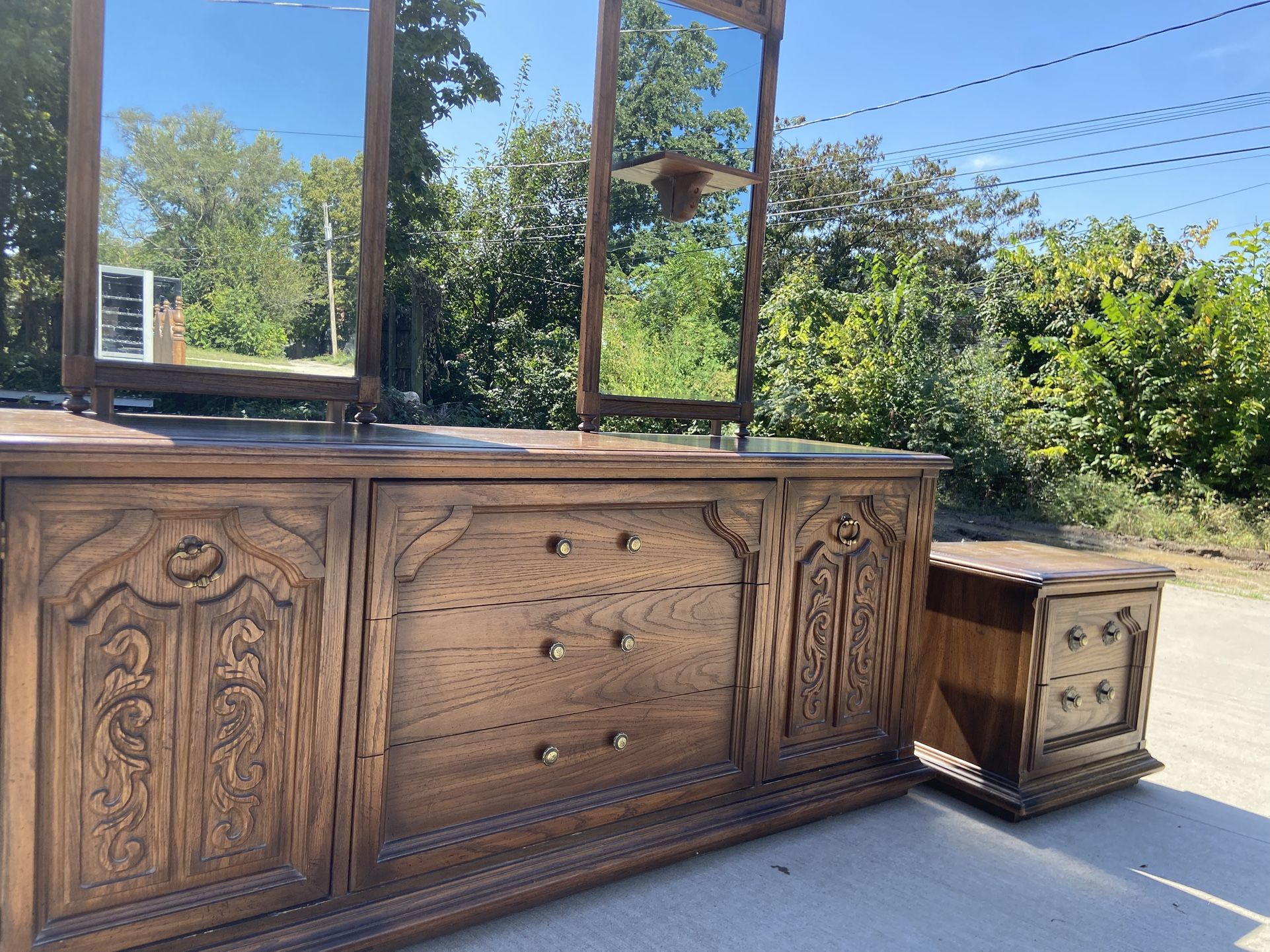 MCM Complete King Bedroom Set With Mattresses American Of Martinsville 