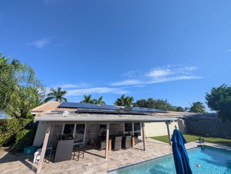 34 Q CELLS 335W Solar Panels – 11.39kW Working Array