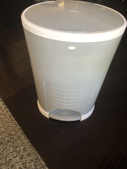 Dékor diaper pail w/ liners