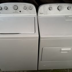 Newer Style Whirlpool HE Washer Dryer Gas Set