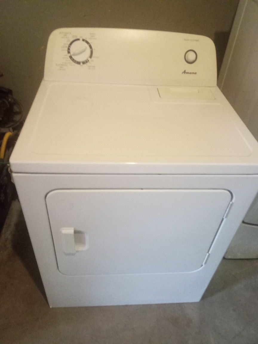 Amana Dryer 