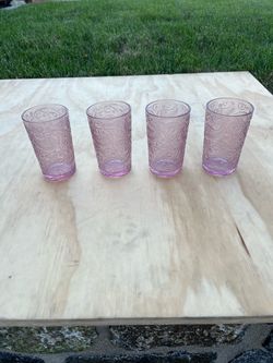 (4) Paisley Blush Drinking Glasses