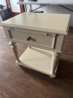 Cream Wood End Table with Drawer