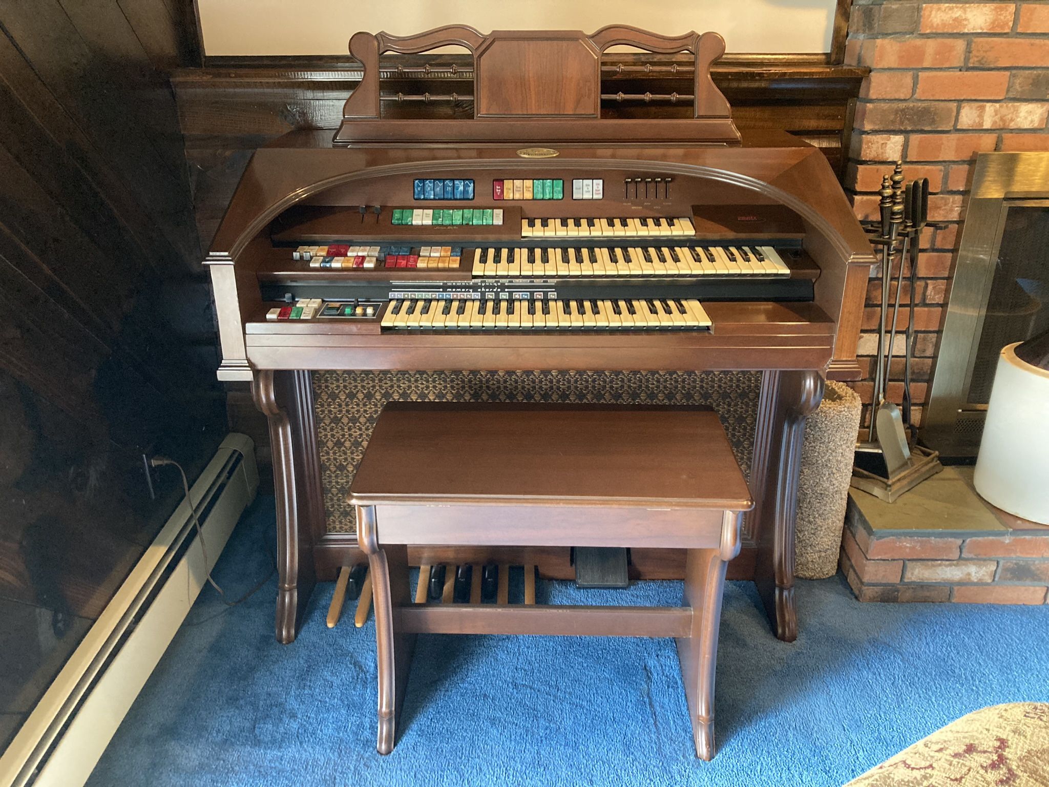 Wurlitzer Total Tone 600 Series Organ