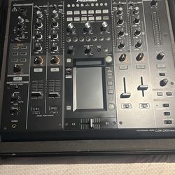 DJM 2000 Nexus
