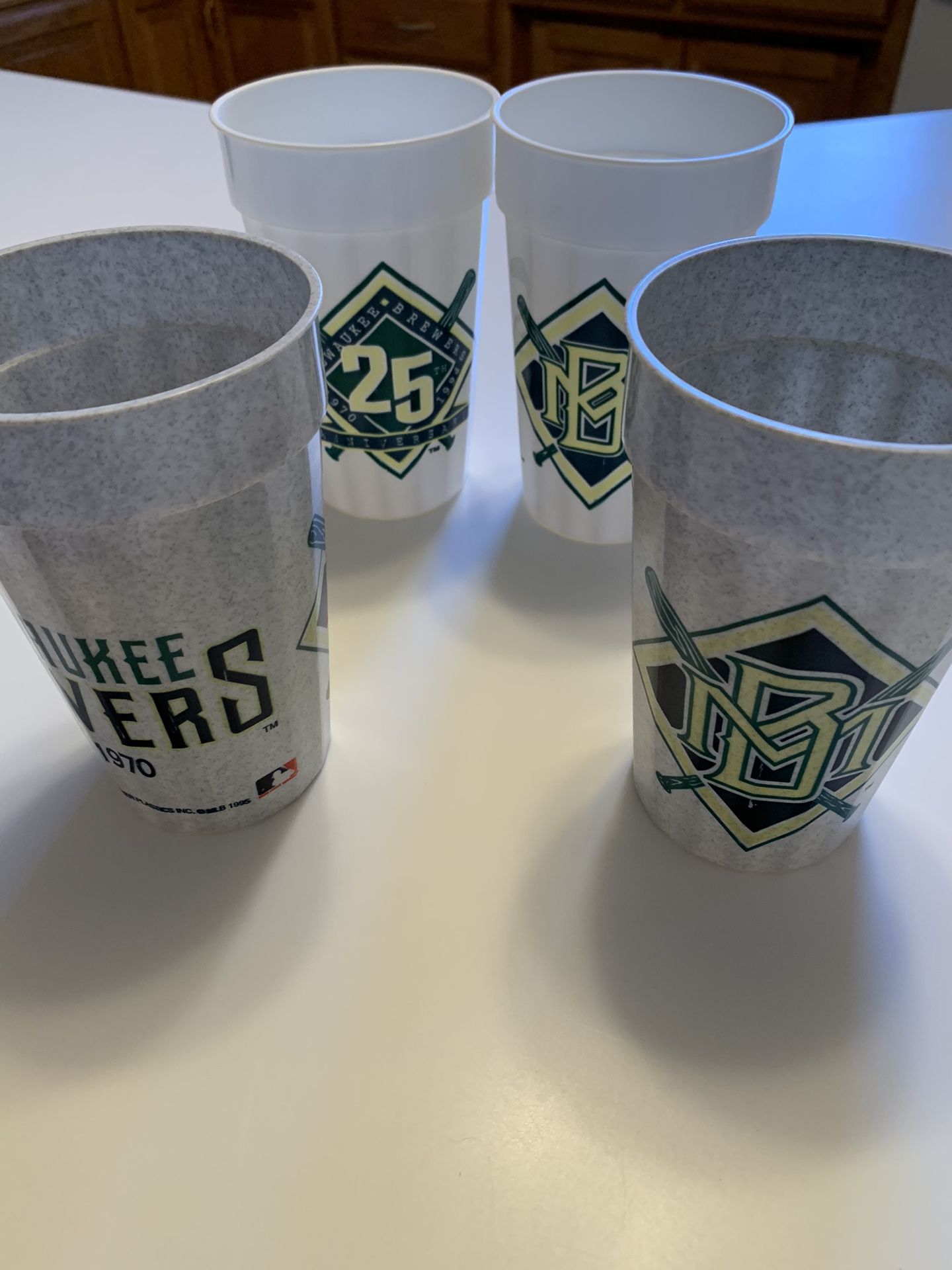 MILWAUKEE BREWERS 25 YEAR ANNIVERSARY 12ox Drink Cups From 1994 plus 2 Additional Cups With LOGO