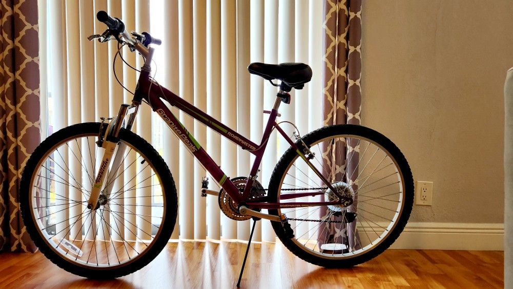 ROADMASTER R4047WMD 26 inch Granite Peak Mountain Bike