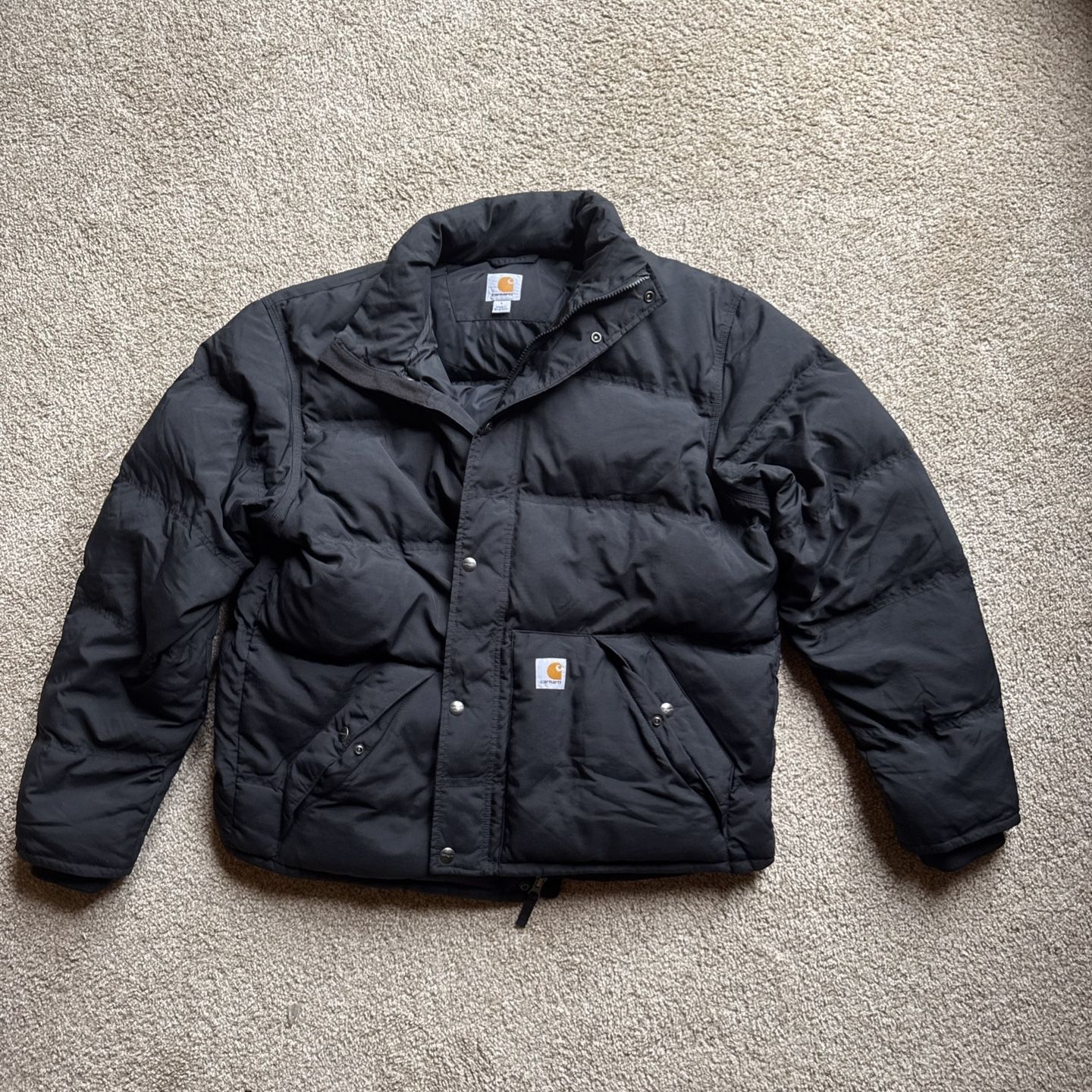 Carhartt Puffer Jacket L-XL for Sale in Oak Harbor, WA - OfferUp