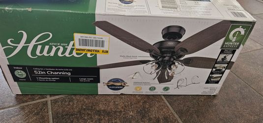 Hunter
Channing 52 in. Hunter Express Indoor Matte Black Ceiling Fan with Light Kit Included