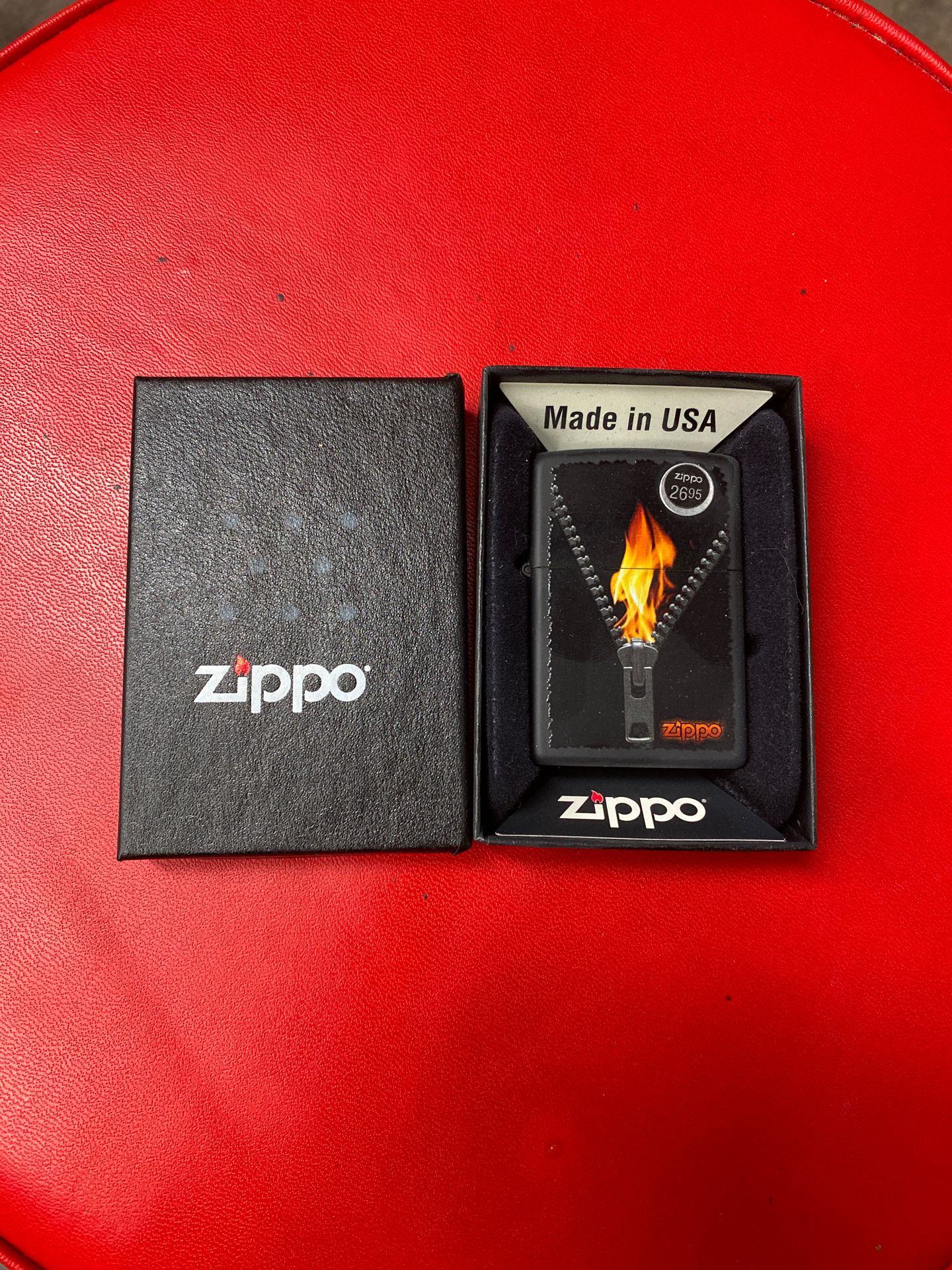 Zipper Flame zippo