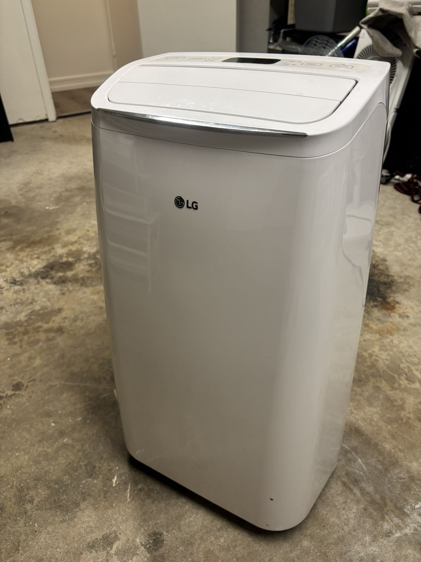 LG Portable Air Conditioner