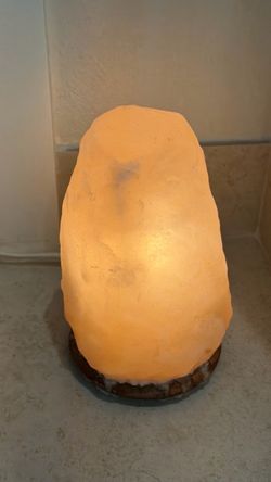 Real Himalayan salt lamp (dimmable)