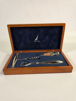 Nautica Wine Tool Gift Set in Wood Box