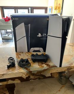 Ps5 slim 1TB digital with box